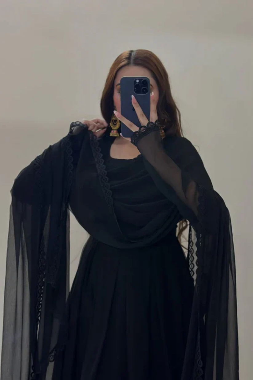 Aura Black 3PC Stitched