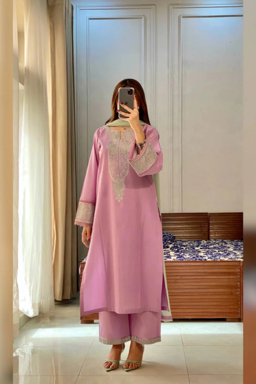Sara Bloom 3 PC Stitched