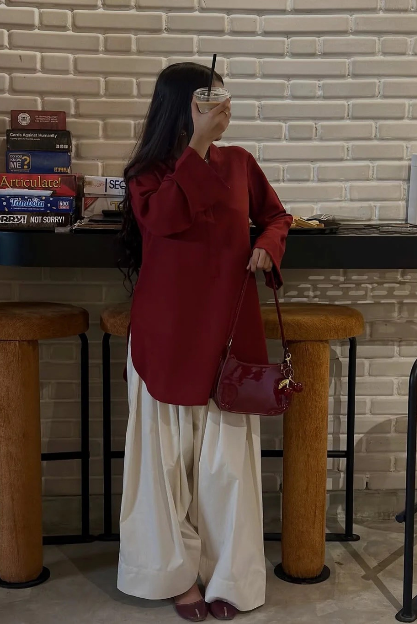 Urwa 2PC Stitched